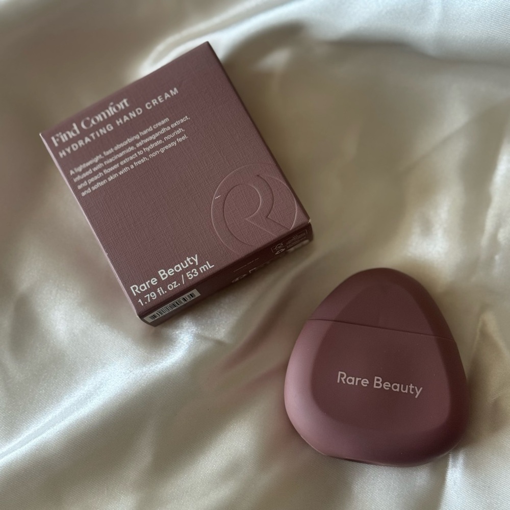 Rare Beauty Mauve Hydrating Hand Cream